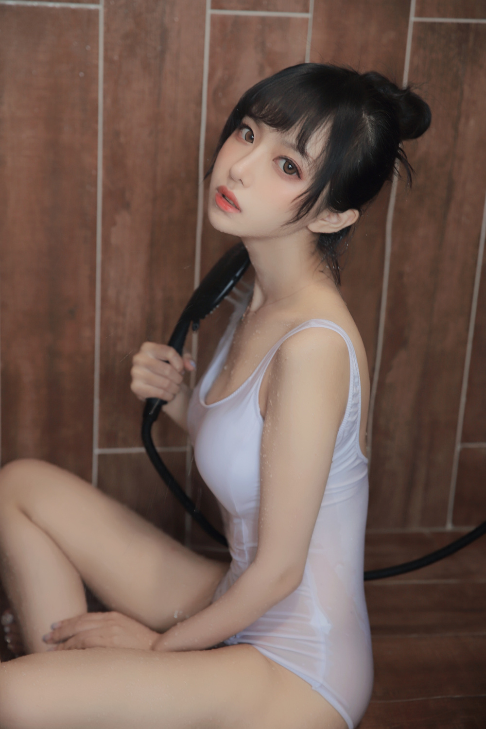 Shika小鹿鹿 – 半透浴室 [22P50M]