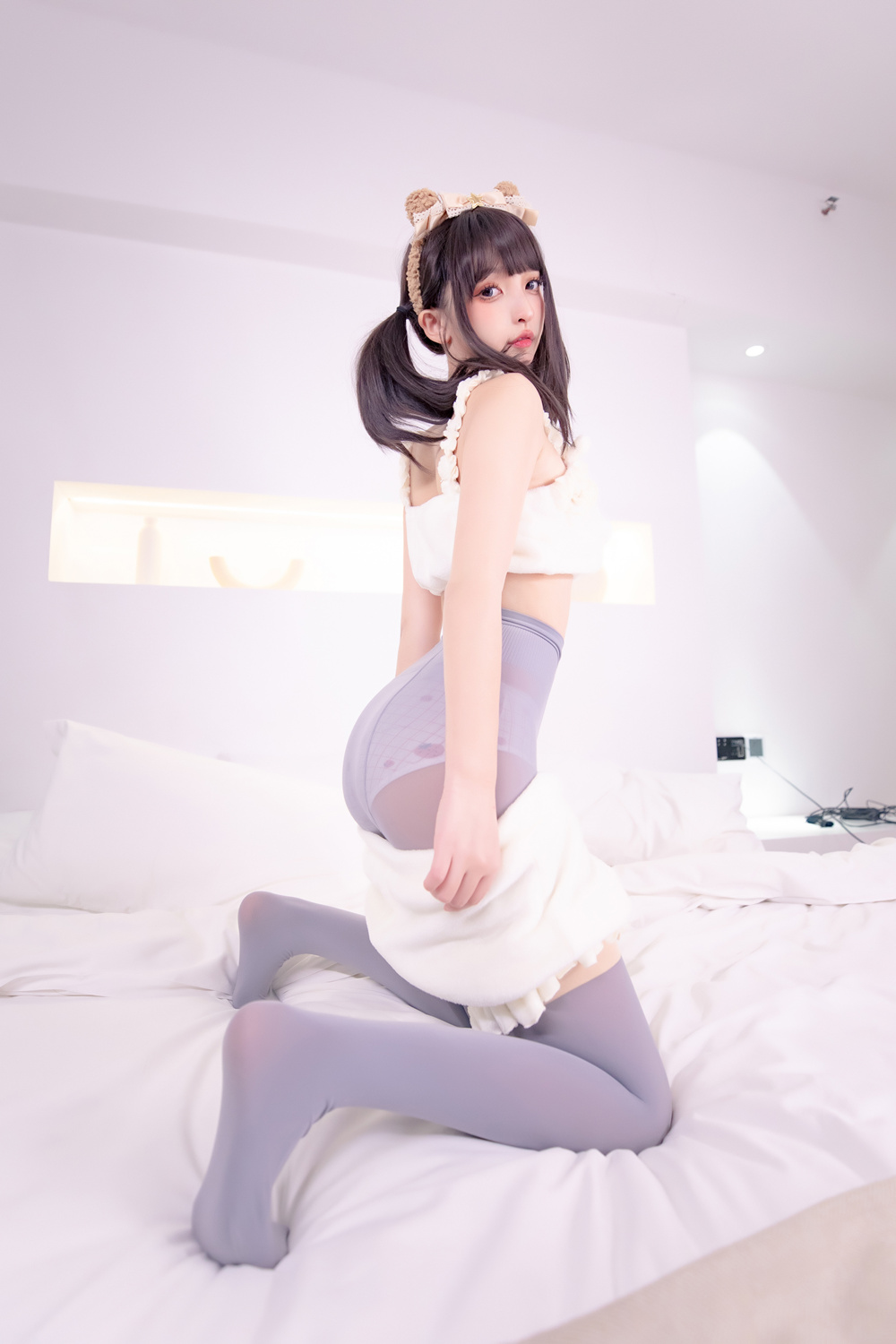 神楽坂真冬 – 草莓胖次 [75P186M]