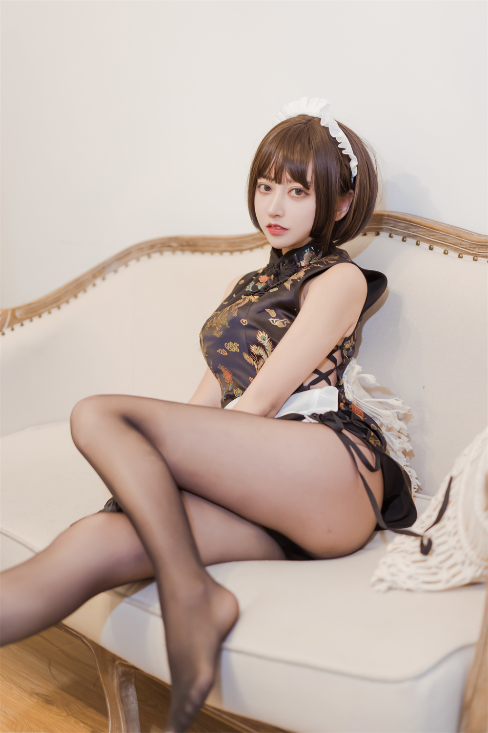 过期米线线喵 黑丝旗袍 [43P]