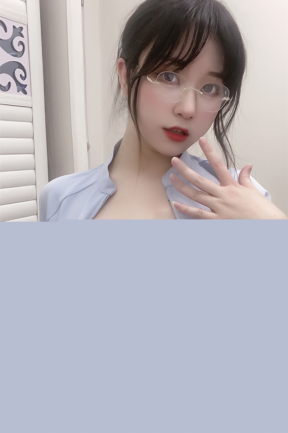 奇行家狗崽 – 七三蓝护士 [16P80M]