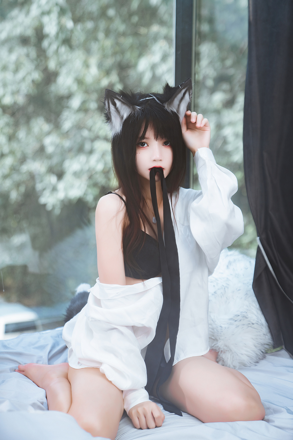 桜桃喵 – 狼来了01 [72P1.3G]