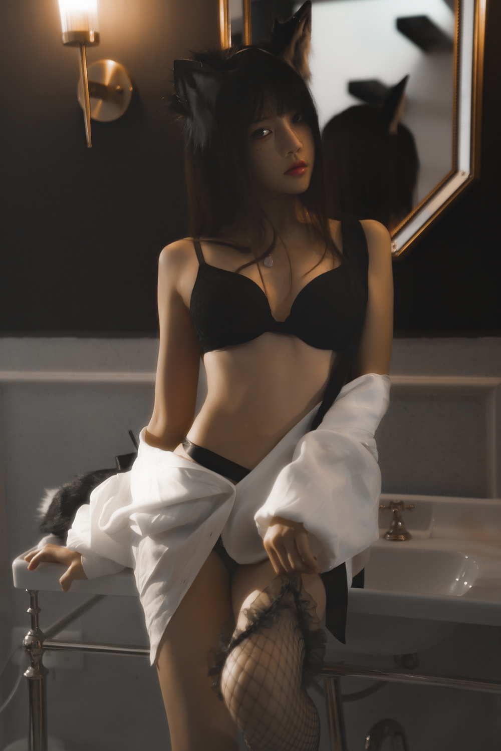 桜桃喵 – 狼来了02 [43P1.13G]