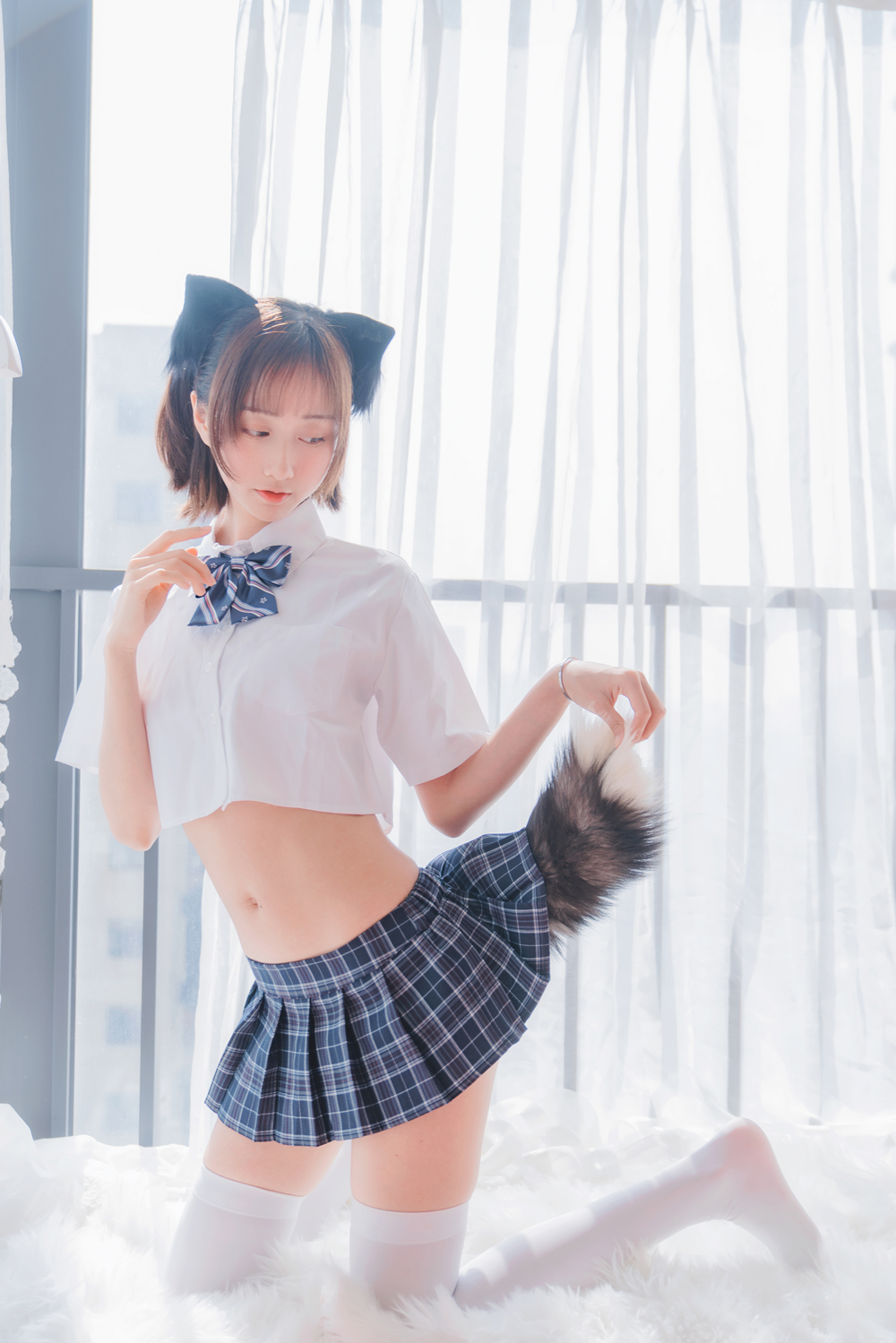 木绵绵 – 怀中猫 [68P1G]