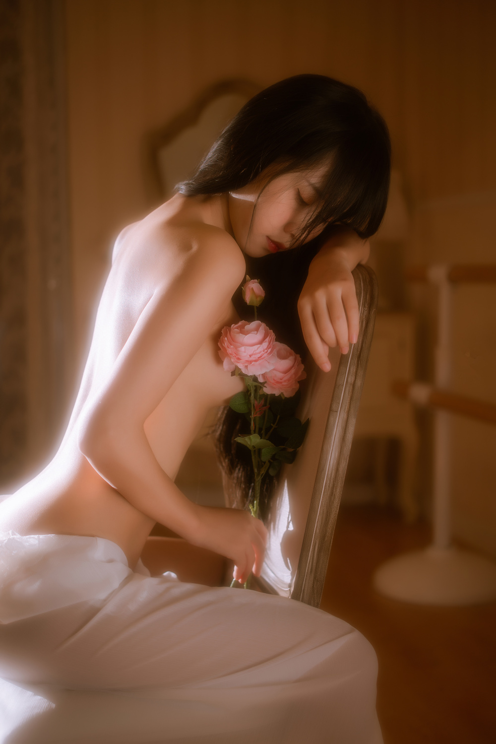 萌芽儿o0 NO.016 金色套装 [70P1.28G]