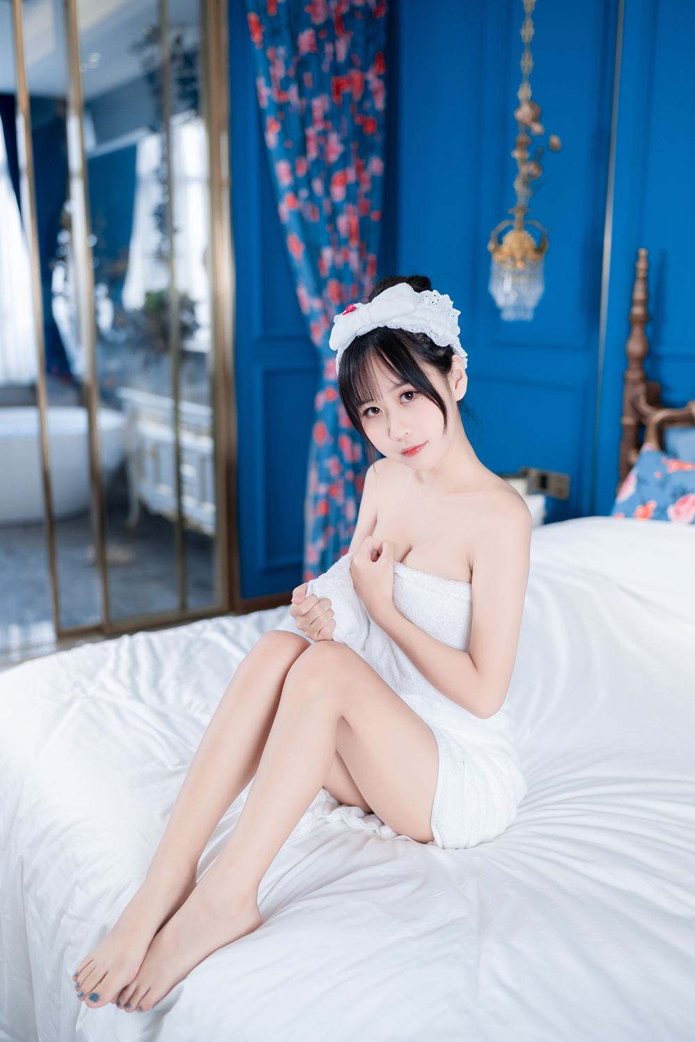 萌芽儿o0 NO.019 浴巾 [27P174M]
