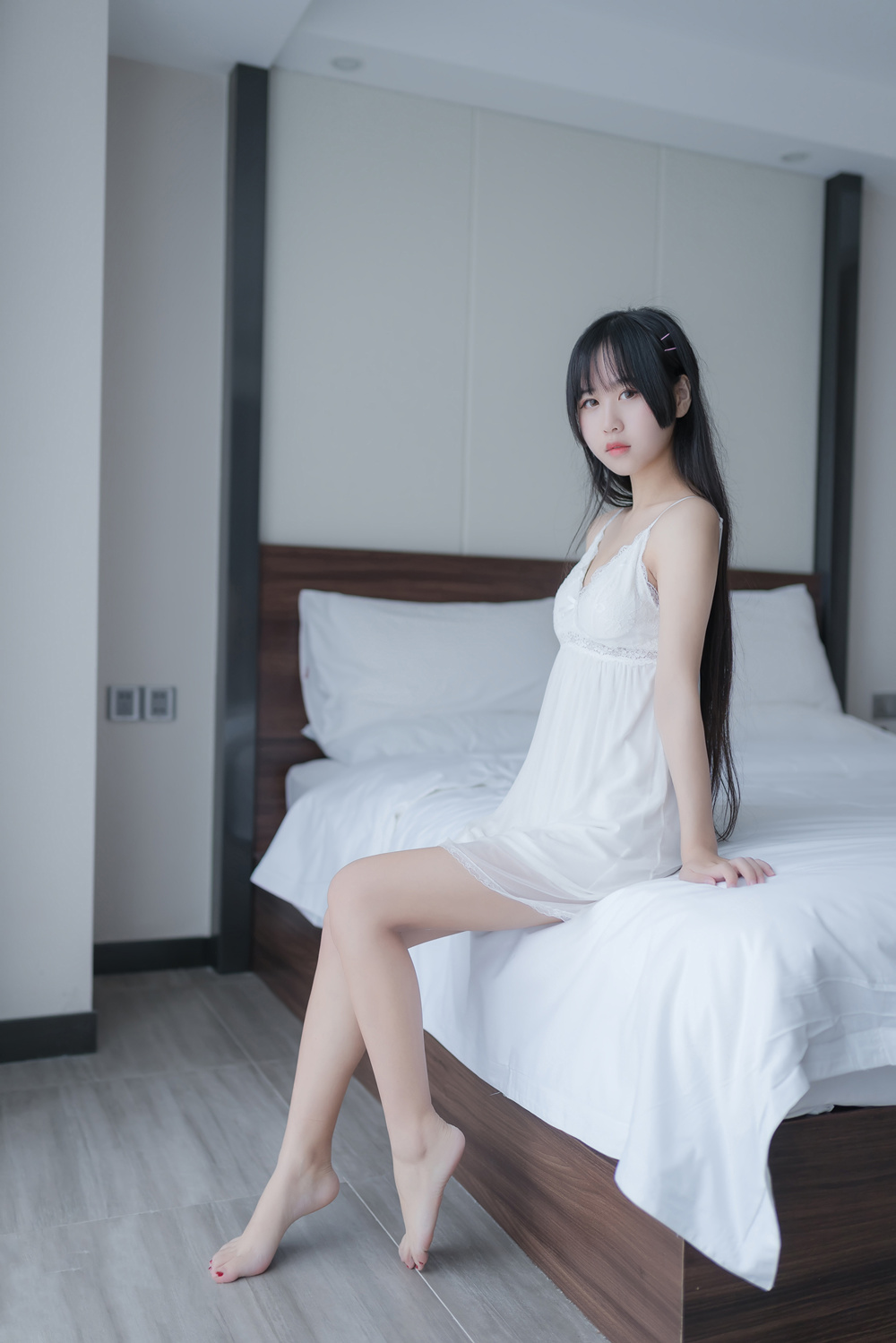 萌芽儿o0 NO.001 白色私房 [44P-159MB]