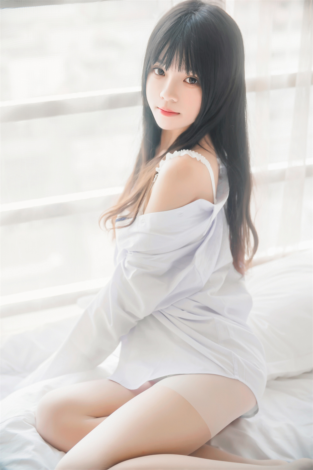 桜桃喵 VOL.002 [49P] 白衬衫散发