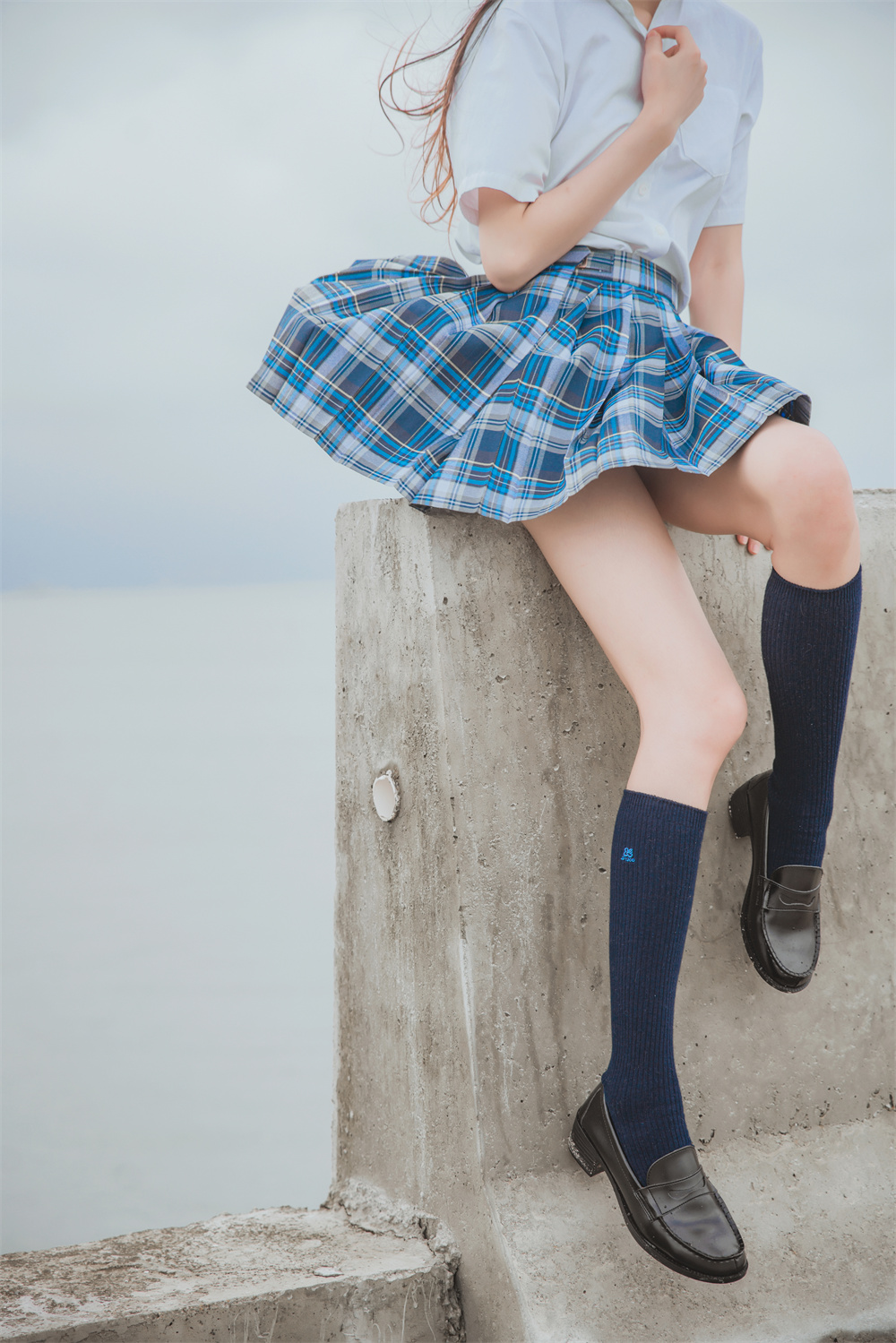 桜桃喵 VOL.022 [27P] 耳畔的风