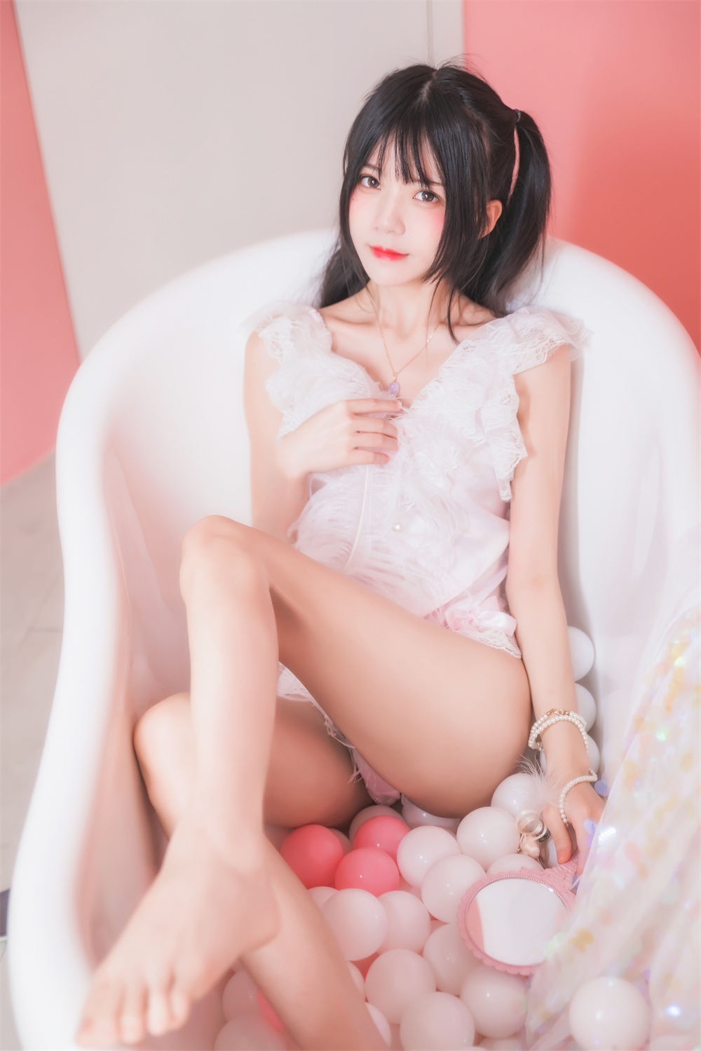 桜桃喵 VOL.038 [57P] 冬眠系列-粉色浴缸