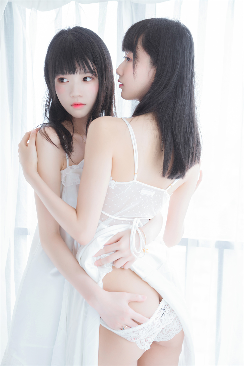 桜桃喵 VOL.055 [58P] 桜桃喵&木绵绵 – 朝(白裙×白裙)