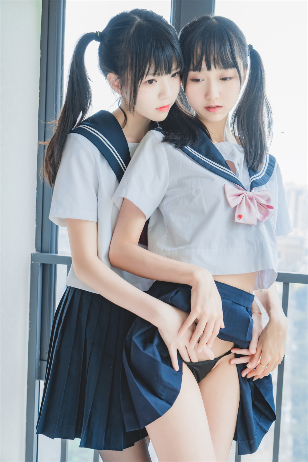 桜桃喵 VOL.056 [37P] 桜桃喵&木绵绵 – 她(制服×制服)